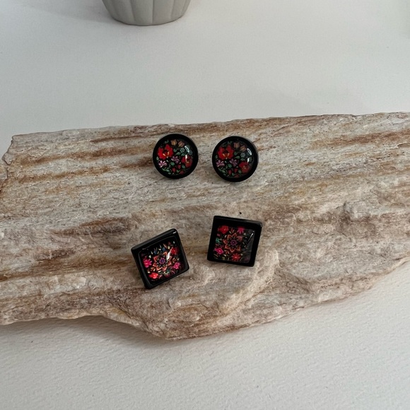 Classic Round & Square Stud Earrings - Black and Floral Stud Earrings - Picture 2 of 13